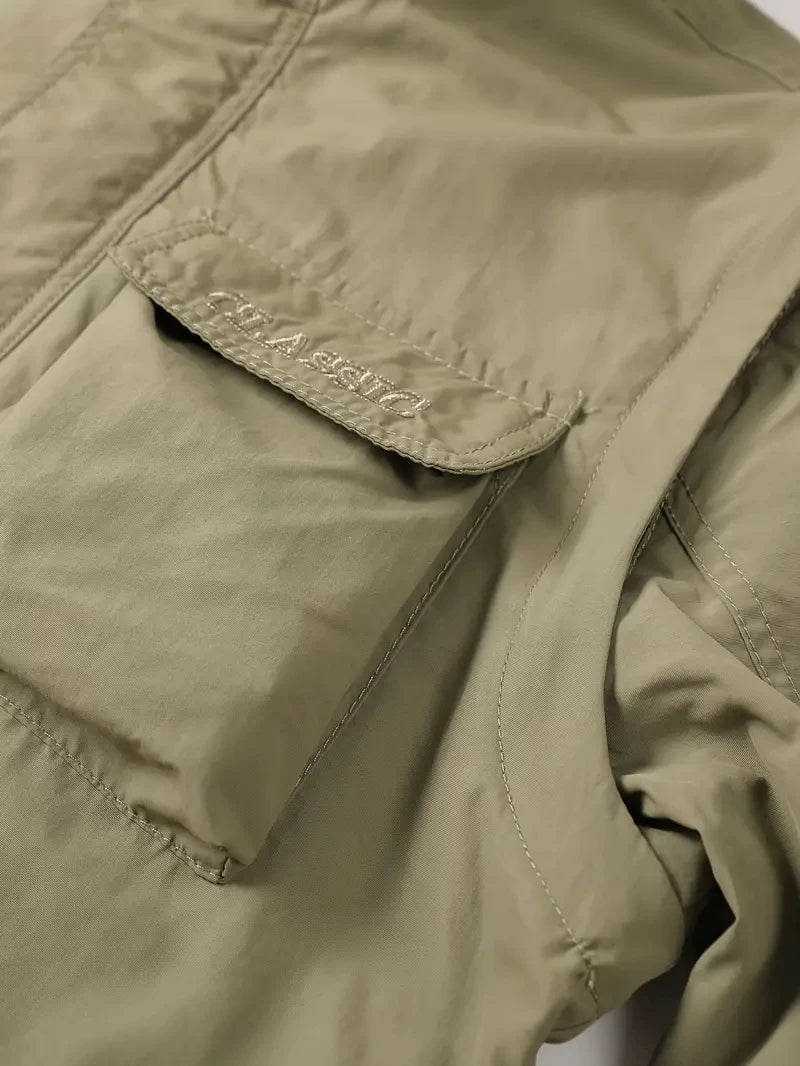 Giacca con cappuccio staccabile con maniche antivento adatta per attività all'aperto gilet multitasche impermeabile casual da uomo