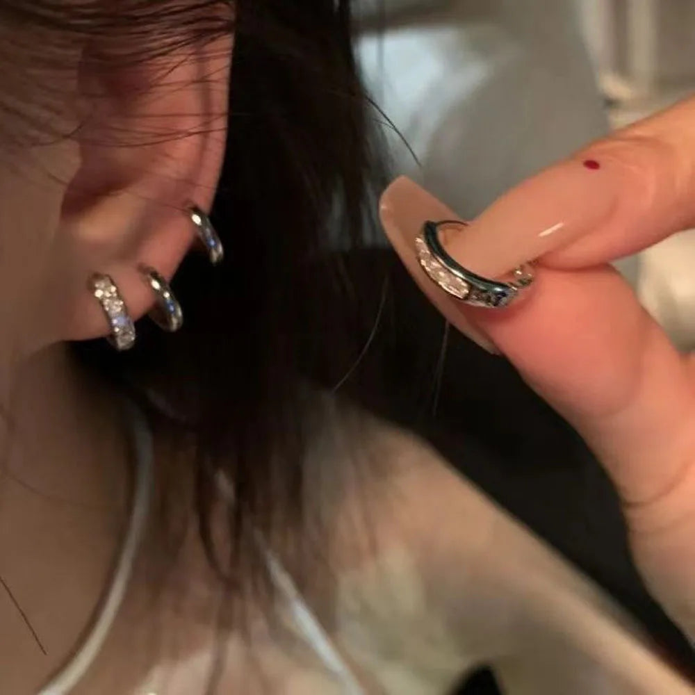 4 pezzi orecchini zircone design semplice nappa irregolare punk orecchini hip-hop cartilagine senza orecchini a clip forati gioielli da donna