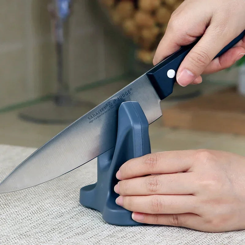 RISAMSHA Affilacoltelli da cucina Struttura elastica Smerigliatrice Affilacoltelli in metallo duro Pietra per affilare professionale RM011