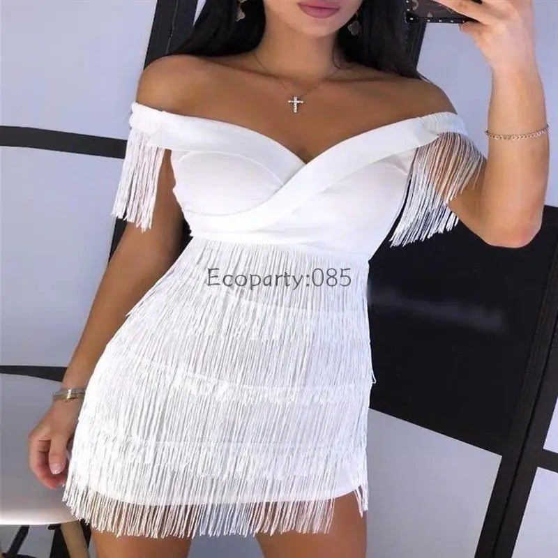 Abiti da sera da donna Sexy grande scollo a V gonna monospalla con frange abito da donna temperamento Slim manica corta abito da Club abiti
